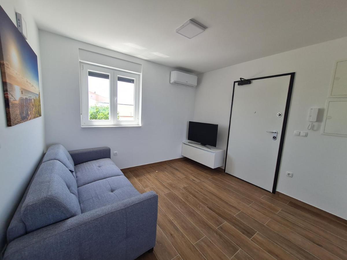 Apartmani Adria Нін Екстер'єр фото
