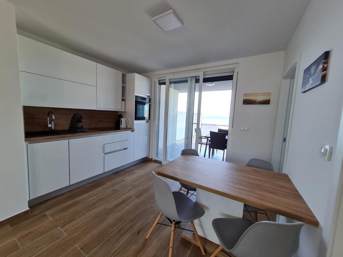 Apartmani Adria Нін Екстер'єр фото
