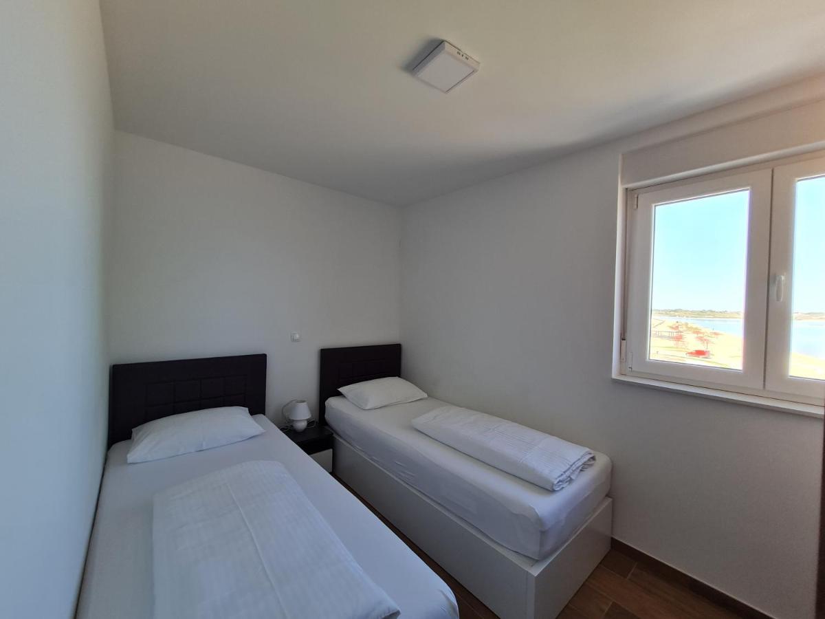Apartmani Adria Нін Екстер'єр фото