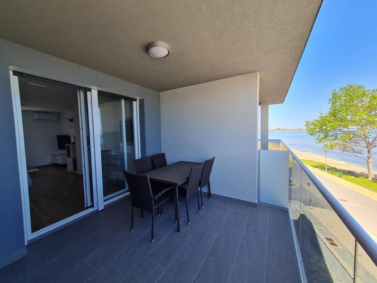 Apartmani Adria Нін Екстер'єр фото