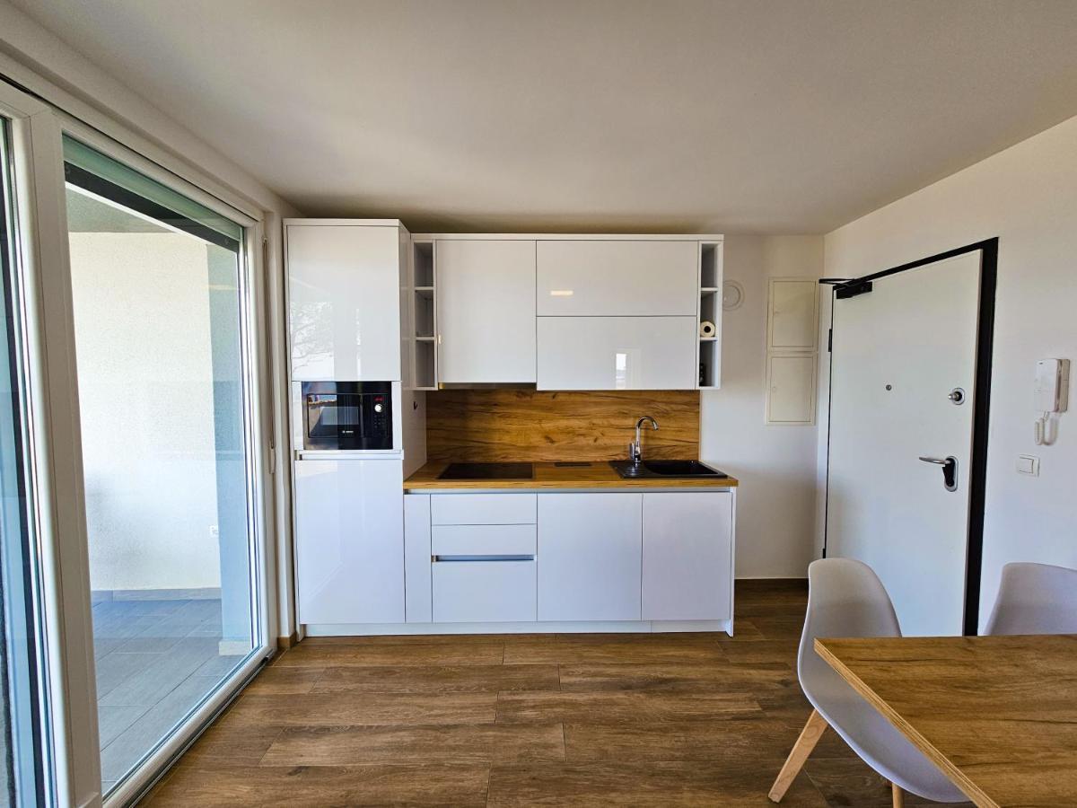Apartmani Adria Нін Екстер'єр фото